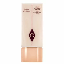 Budget β€οΈ Charlotte Tilbury Light Wonder Foundation π